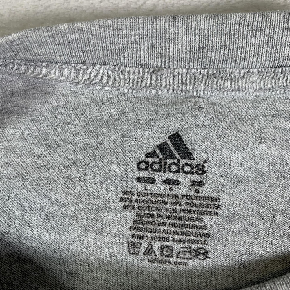 Wisconsin Badgers Shirt Mens Large Gray NCAA College Football Adidas Graphic Tee - Picture 6 of 9